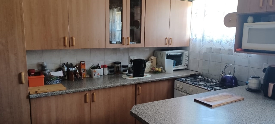 2 Bedroom Property for Sale in Matlakeng Free State